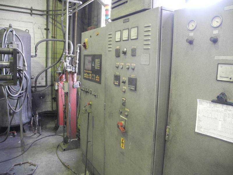 kurtz_ak96_bild11 Machine de coulée sous pression à basse pression Kurtz AK 96, utilisée