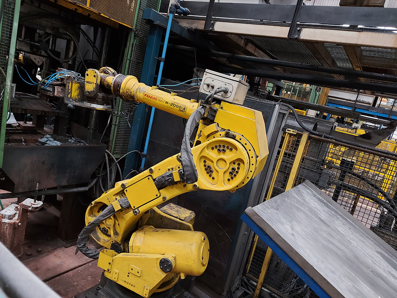 B-uhler-Evolution-B-140-D-cold-chamber-die-casting-machine-KK1580_15 Bühler Evolution B 140 D machine à couler sous pression à chambre froide KK1580, utilisé