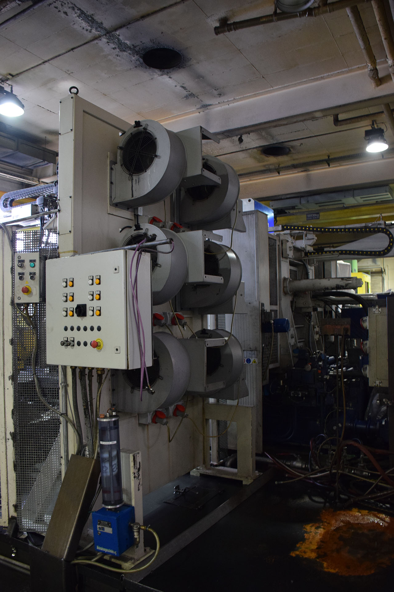 DSC_06925a8d3c0a87e67 Italpresse TF 800 machine à couler sous pression à chambre froide KK1440, utilisé
