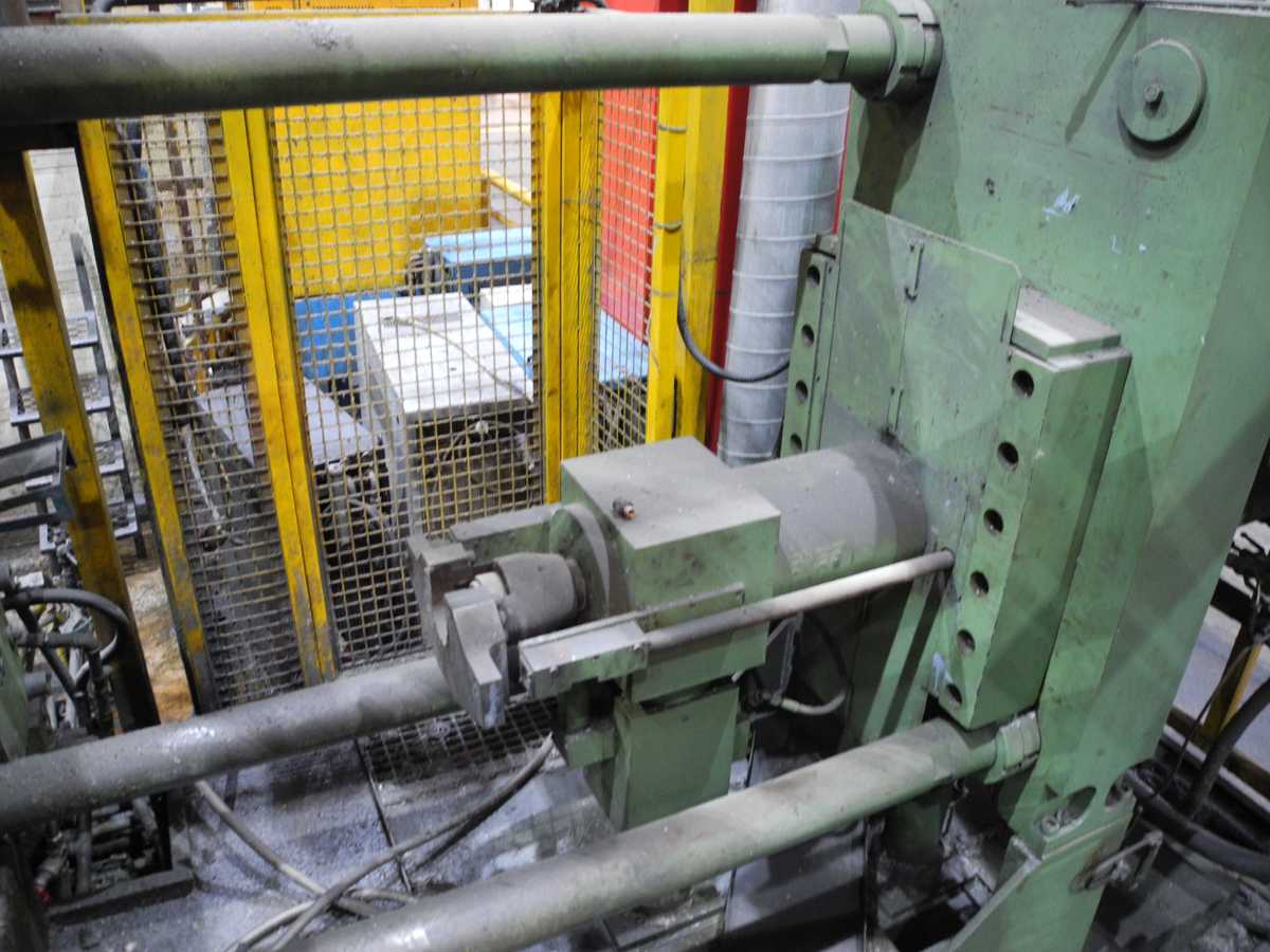 KK1381_IDRA_OL_900_PRP_bild-12 Machine à couler sous pression à chambre froide IDRA OL 900 PRP, usagée KK1381