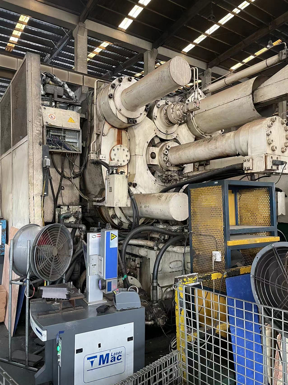 Italpresse IP 2150 SC machine de coulée sous pression à chambre froide KK1654, utilisée