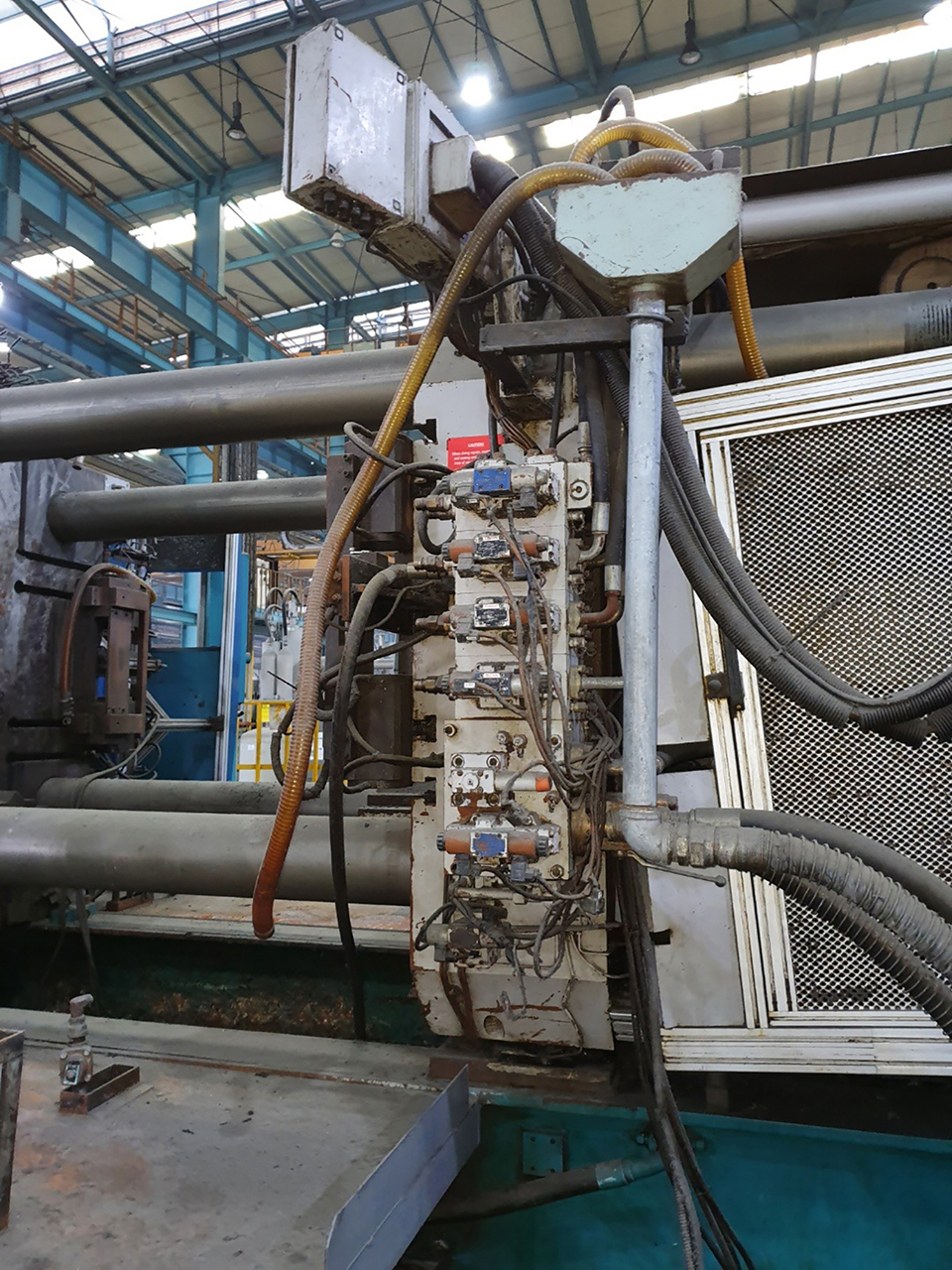 Machine de coulée sous pression à chambre froide Bühler Evolution 140 D KK1650, d'occasion