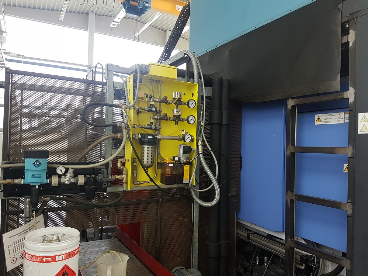 JSW JLM 220-MG Machine à thixomouler le magnésium KK1669, utilisée JSW JLM 220-MG Machine à thixomouler le magnésium KK1669, utilisée