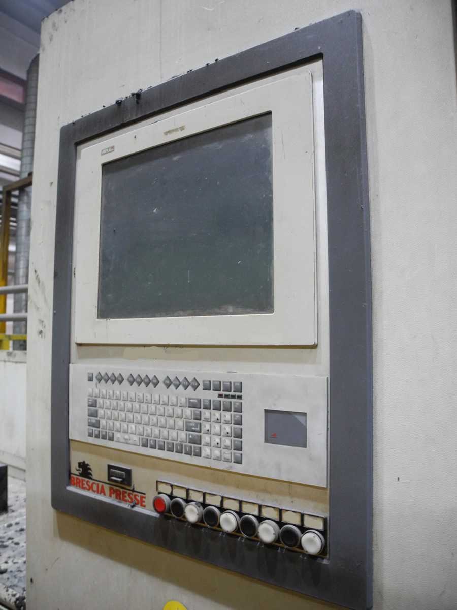 KK1381_IDRA_OL_900_PRP_bild-6 Machine à couler sous pression à chambre froide IDRA OL 900 PRP, usagée KK1381