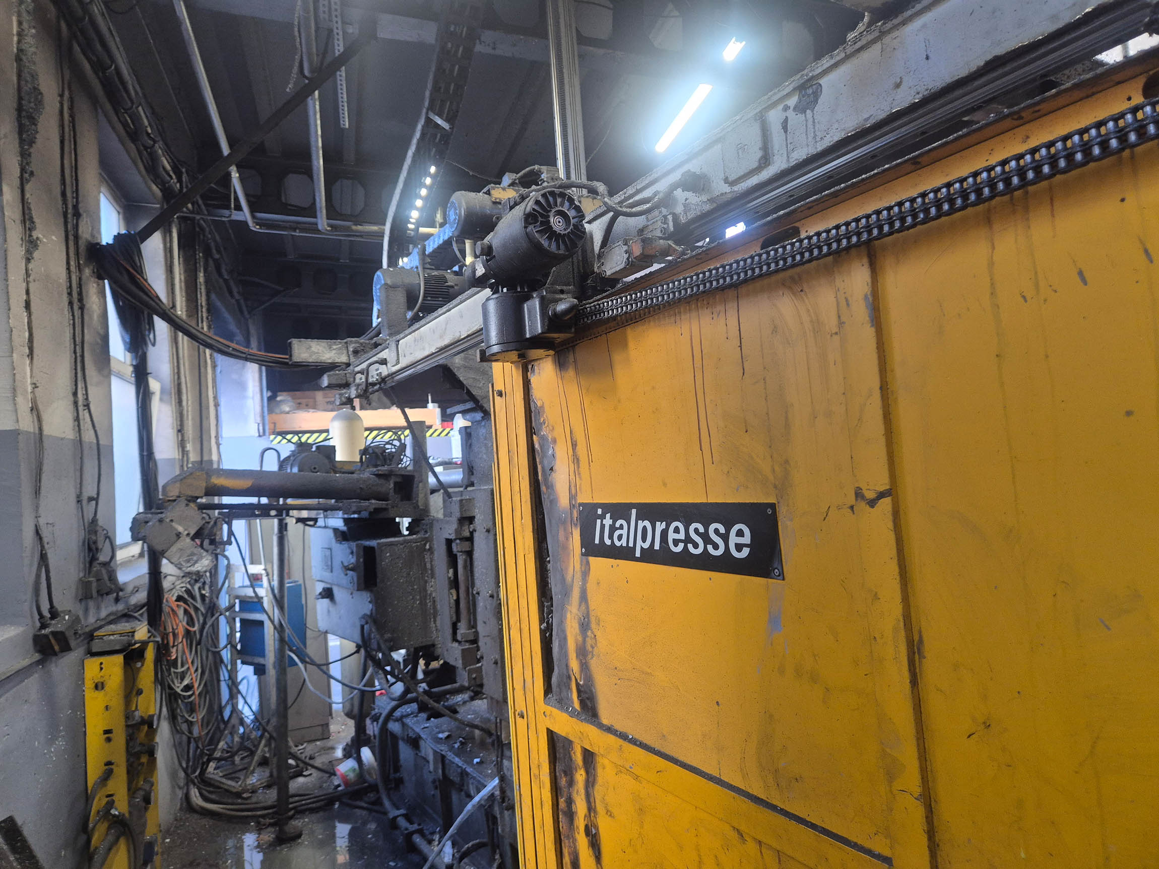 Italpresse IP 550 TC machine de coulée sous pression à chambre froide KK1664, utilisée