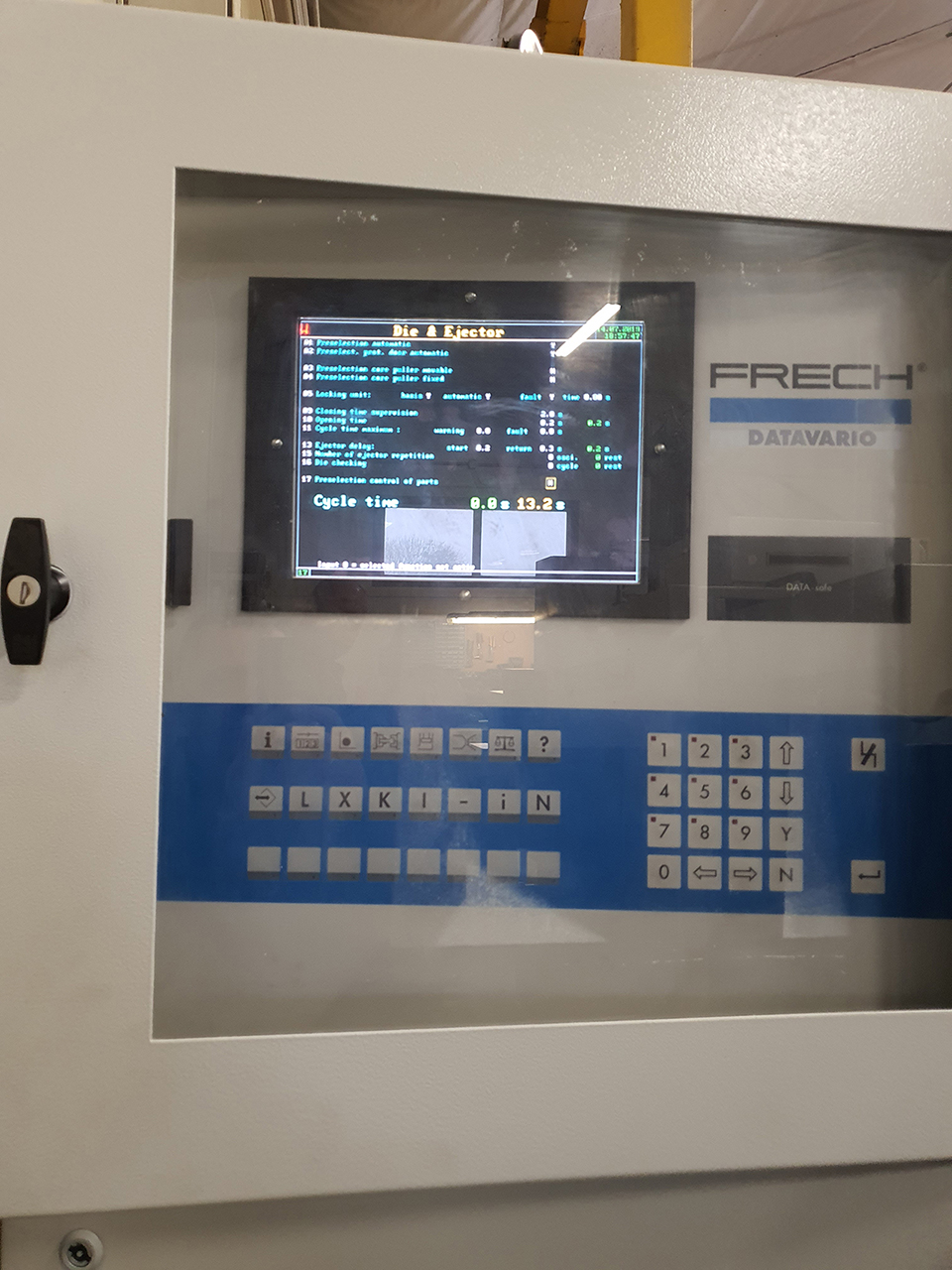 overhaul-retrofit-Frech-DAW-20-S-hot-chamber-die-casting-machine-p15 Reconditionnement de la machine de coulée sous pression à chambre chaude Frech DAW 20