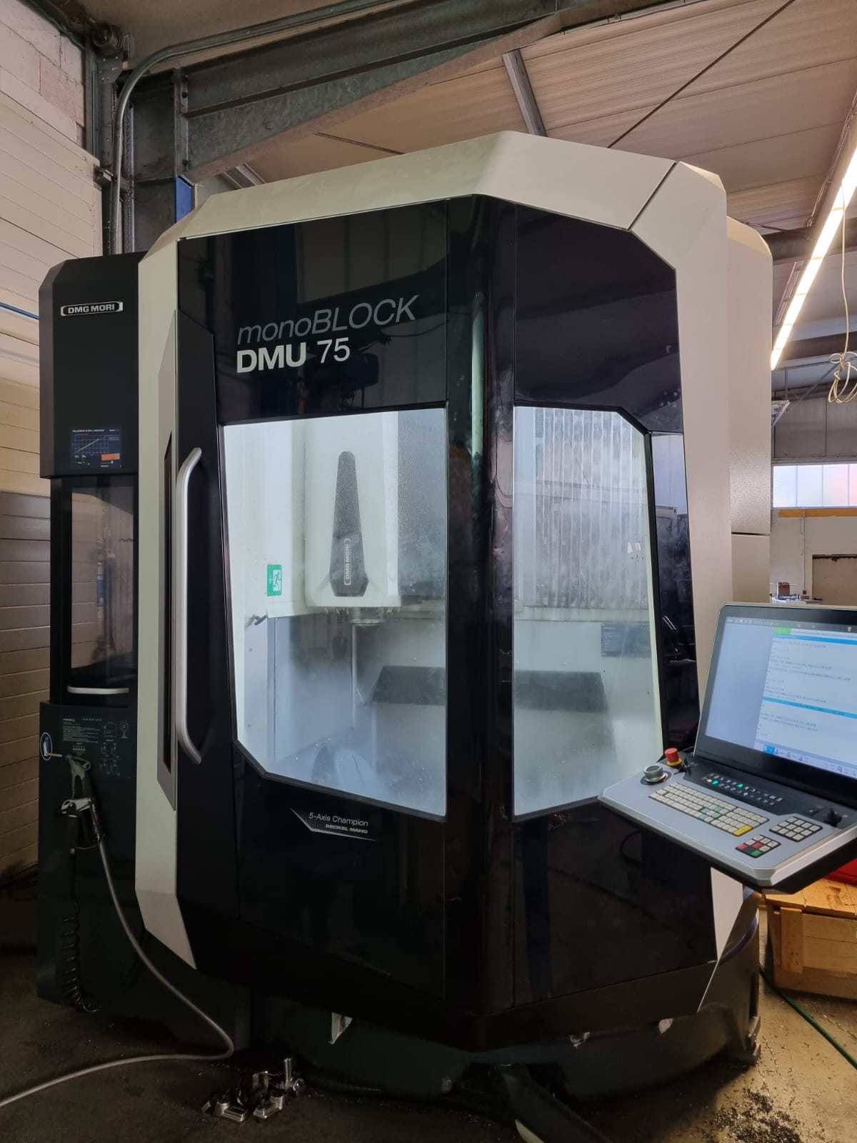 DMG MORI DMU 75 monoBLOCK – Centre d'usinage CNC 5 axes BA2355, d'occasion