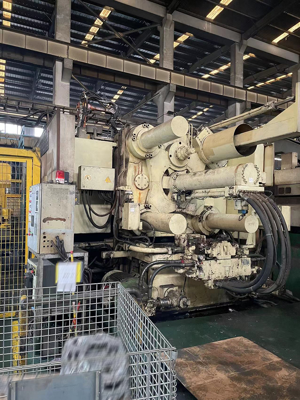 Italpresse IP 1650 SC machine de coulée sous pression à chambre froide KK1656, utilisée Italpresse IP 1650 SC machine de coulée sous pression à chambre froide KK1656, utilisée