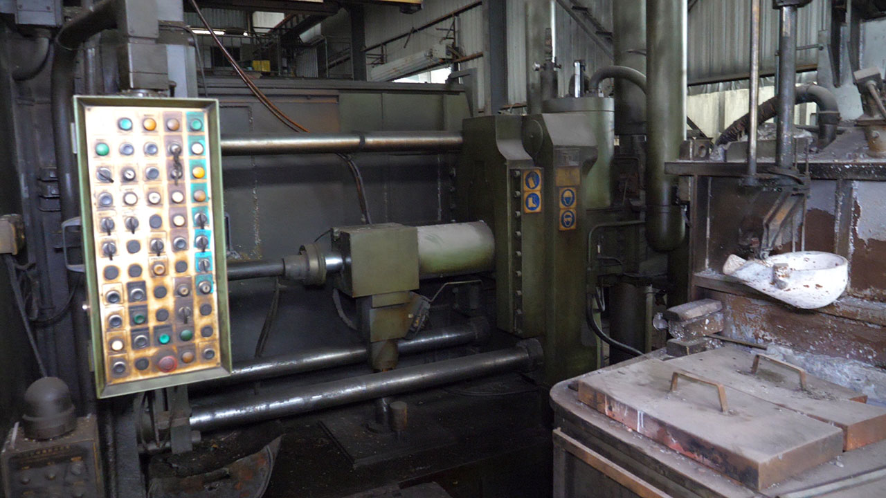 italpresse_ip_1350_sc_die_casting_machine_kk1442_p18 Italpresse IP 1350 SC machine à couler sous pression à chambre froide KK1442, utilisé