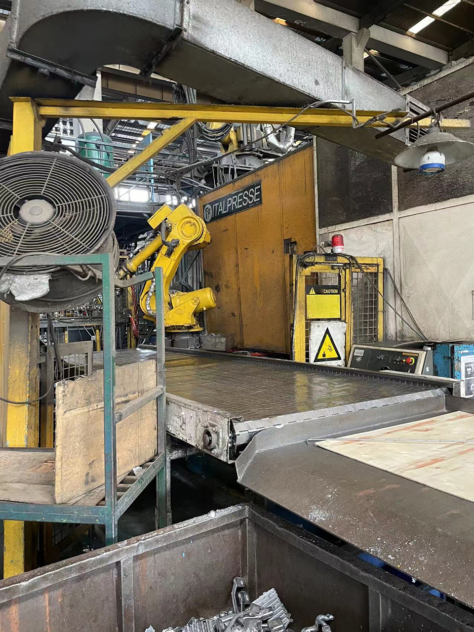 Italpresse IP 2150 SC machine de coulée sous pression à chambre froide KK1654, utilisée Italpresse IP 2150 SC machine de coulée sous pression à chambre froide KK1654, utilisée