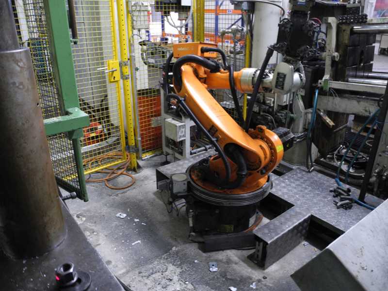 Kuka KR 16-F, robot de fonderie, utilisé HR1814