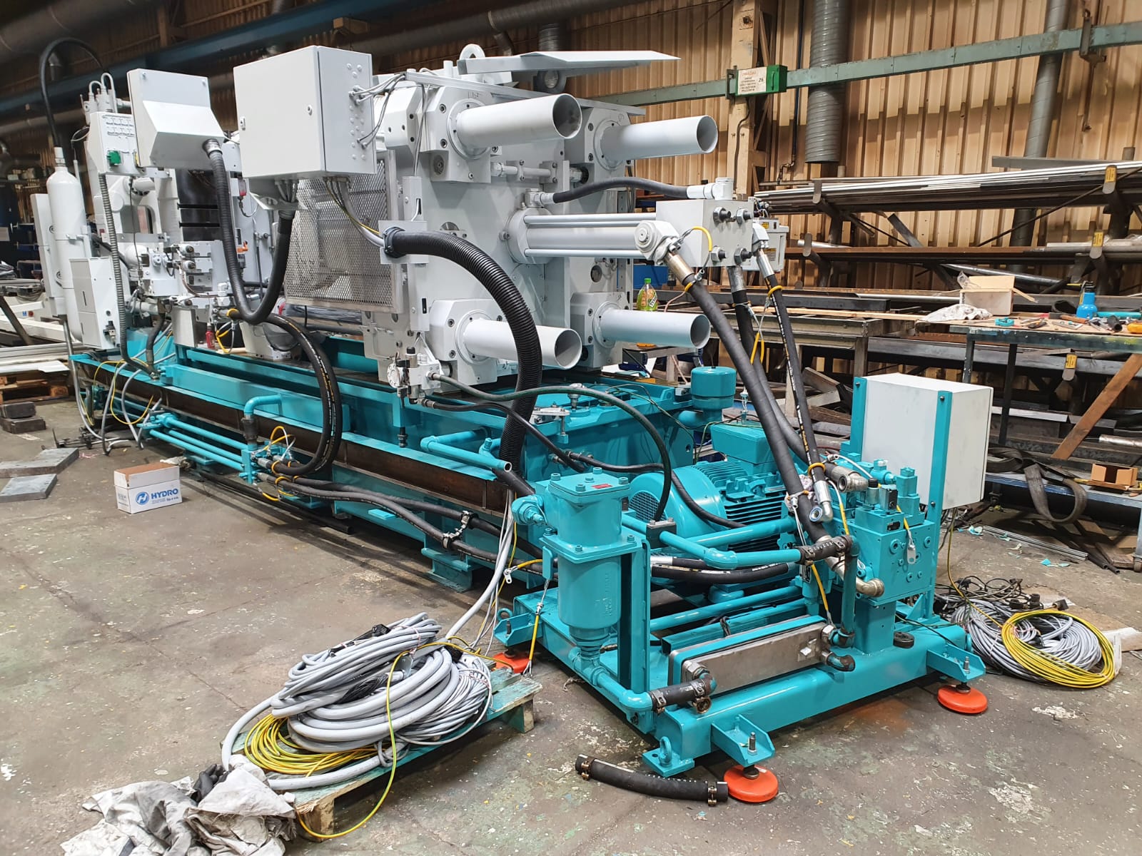 Reconditionnement d'une machine de coulée sous pression à chambre froide