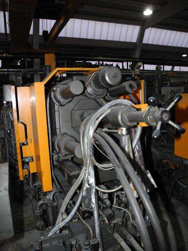 6086bce0ef9bb817195e0cd6bef1f653 Machine de coulée sous pression à chambre chaude Agrati CZ 125, utilisée