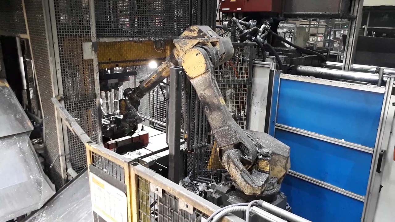 FANUC M-710iC/50, E-33082 robot de fonderie HR1834, utilisé